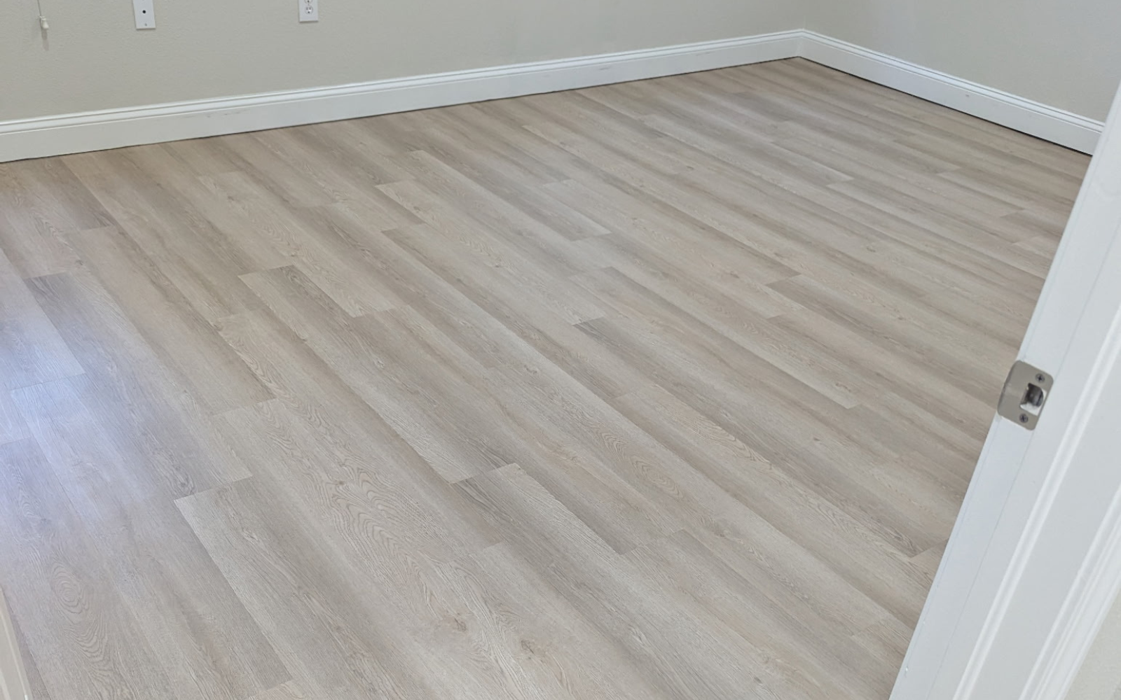 Residential flooring installation in Lakeland Florida by Galloway Carpet One experts